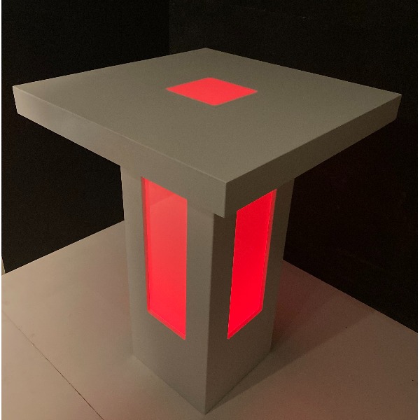 Sfeervolle statafel met colorLED-verlichting