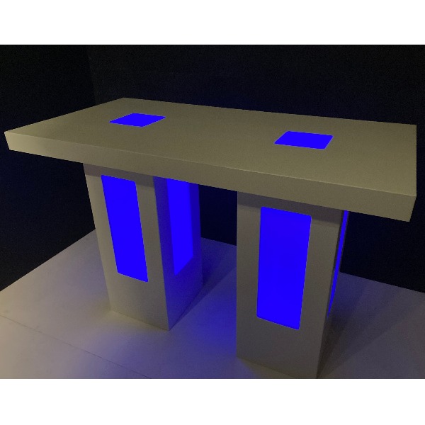 Sfeervolle dubbele statafel met colorLED-verlichting